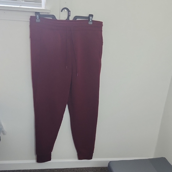 Pants - Women's Burgundy Sweatpants